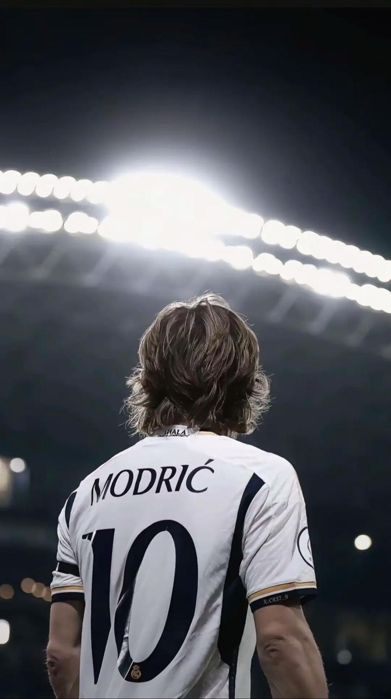 沃特福德2-1逆转莱斯特城，波洛克、奥斯曼-马马破门