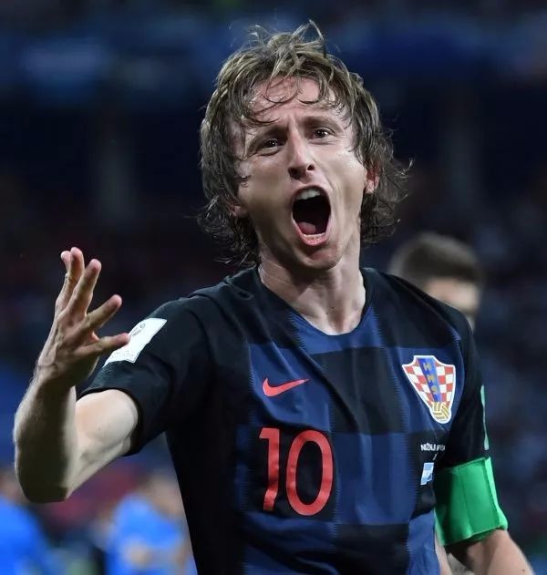 多伦多蓝鸟队王牌包提斯塔展现“巨炮”本色，连续两年蝉联本垒打王