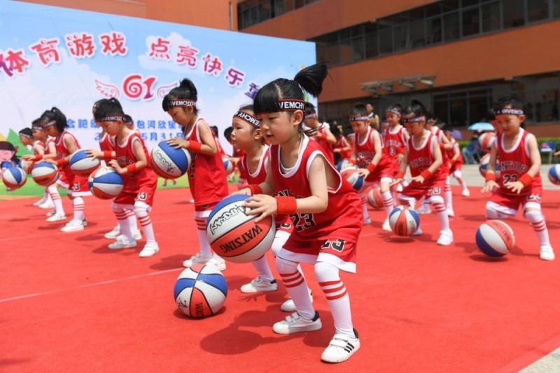 泰晤士：利物浦在关注莱昂尼和格伊；布拉德利出战社区盾存疑