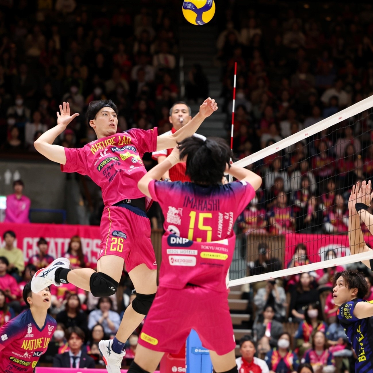 球星C罗投资AI搜索引擎Perplexity